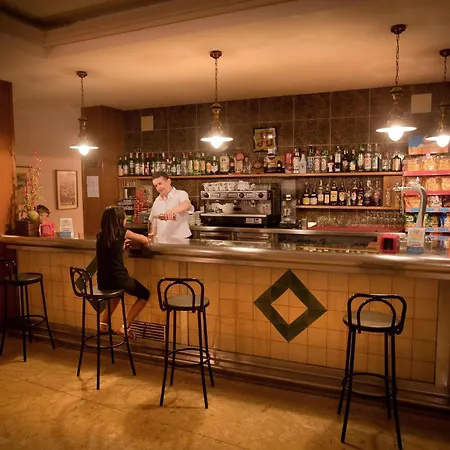 Beri فندق يانكا